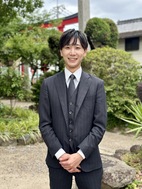 八塔の人物画像