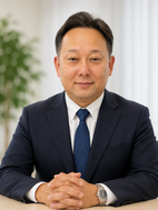代表　松重の人物画像