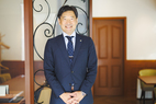 大塚部長の人物画像