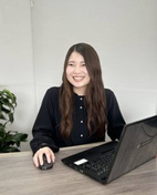 営業　松田夏芽の人物画像
