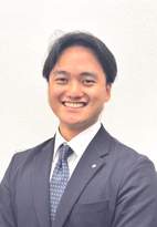 髙橋　憂の人物画像