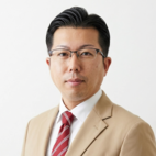 石橋拓也の人物画像