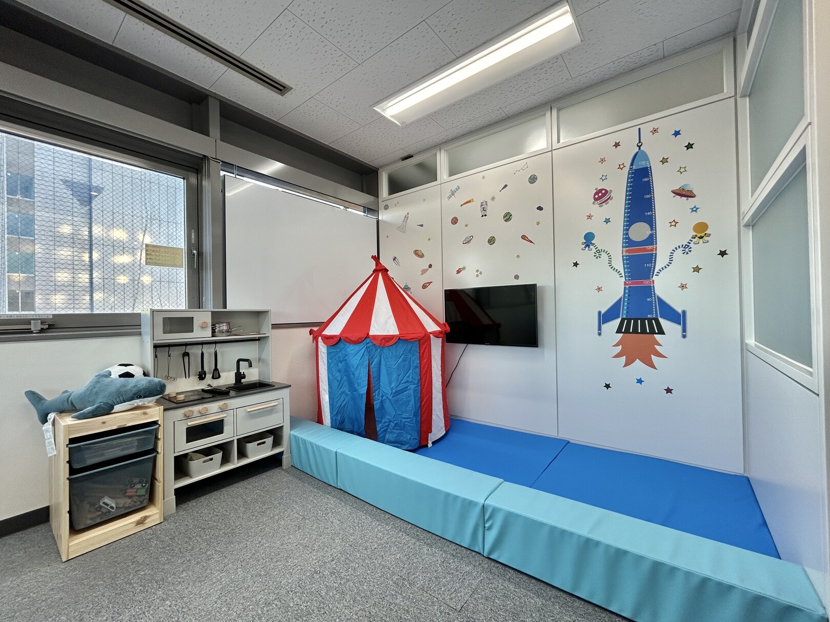 ウスイホーム　新横浜店