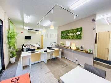 大鏡建設　ピタットハウス宜野湾店