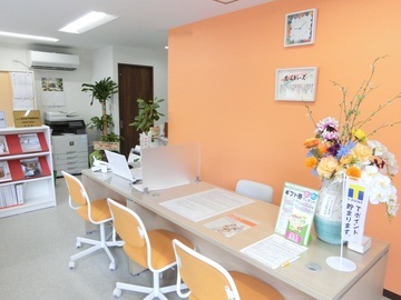 ホームカラーズの店舗画像2