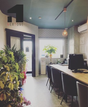 株式会社ネクストーンの店舗内観の写真
