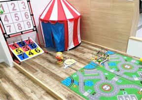 リオン不動産株式会社　アリオ西新井店の店舗内観②の写真