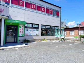 創進建設株式会社の店舗外観・専用駐車場３台あります。の写真
