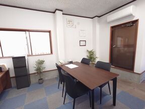 株式会社泉大津不動産販売の店舗内観の写真