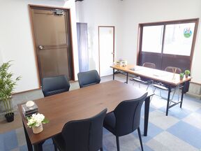 株式会社泉大津不動産販売の店舗内観の写真