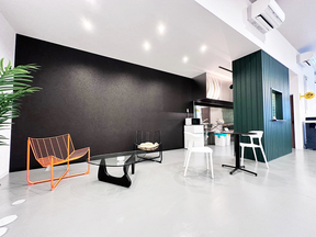 株式会社サニープレイスの店舗内観の写真