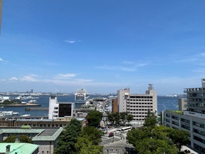 株式会社優栄ブルーハウジングの屋上からは大桟橋ふ頭を望めます。の写真