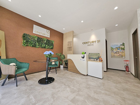 CENTURY21 G.Nスタイルの随時スタッフが店舗にいますのでお気軽にご来店ください。の写真