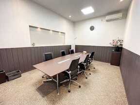 株式会社オクストの店舗内観の写真