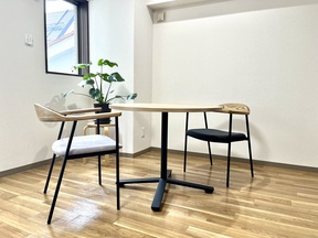 上杉不動産株式会社の店舗内観の写真