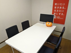 LIXIL不動産ショップ　中央不動産販売合同会社の店舗内観の写真