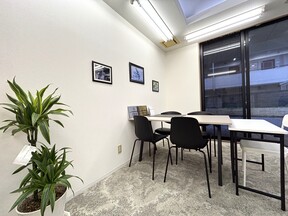 カワノ不動産株式会社の室内　応接室の写真