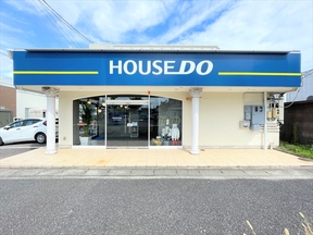 ファミリアホームサービス株式会社　ハウスドゥ みどり市民病院前の店舗外観の写真