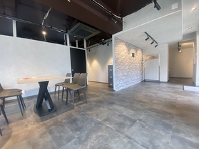 株式会社リュクスリアルティの店舗内観の写真