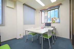 株式会社エクストの応接スペースの写真