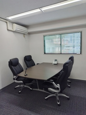 株式会社リアライズの店内の様子の写真
