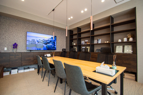 長岡不動産販売株式会社のお打合せスペースの写真