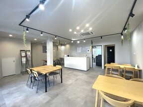 アルファス株式会社　ハウスドゥ沼津リコー通りの店舗内観の写真