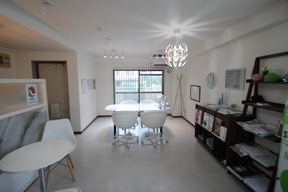 株式会社ネバーランド　本店の店舗内観の写真