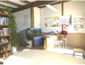 株式会社ともひろ　本店の店舗内観の写真