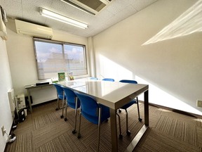 株式会社ニュータウンエステート　本店の店舗内の写真