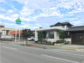 株式会社　弘栄不動産　本店の店舗外観の写真