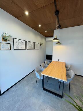 TESHIMA HOME DESIGN　本店の店舗内観の写真