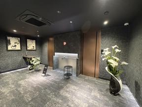 株式会社アイカコーポレーション　本店の店舗の内観の写真