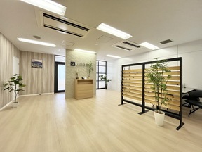 株式会社GROOVE　本店の店舗内観の写真