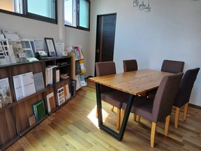 株式会社X-Style　本店の店舗内観の写真