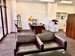 株式会社エニシア　本店の店内はリラックスできる空間になっております。の写真