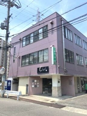 株式会社リフォームベース　本店の店舗外観の写真