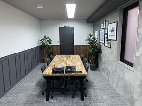 店舗の内観の写真