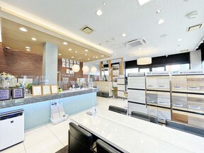 株式会社山一ホーム　本店の店舗の内観の写真