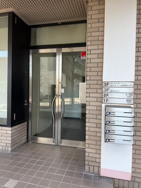 株式会社クラシコ　本店の店舗の外観の写真