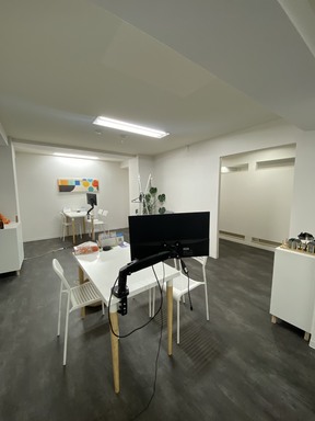 株式会社my room 　本店の店舗の内観の写真