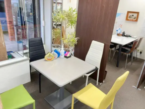 株式会社クサモト　本店の店舗の内観の写真