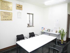 株式会社東海エステート　本店の店舗の内観の写真