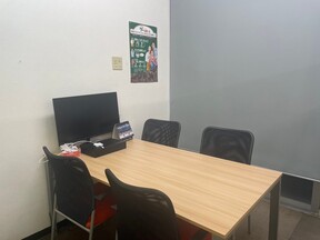 合同会社ＯＮＥ　ｌｉｖｅ　本店の店舗の内観の写真
