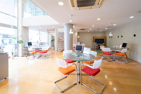 株式会社ウィル　宝塚本店の店内の様子の写真