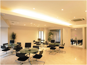 株式会社ウィル　豊中営業所の店内の様子の写真