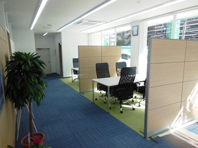 株式会社福屋不動産販売　上新庄店の店舗内観の写真