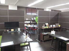 ハーバーエステート株式会社　イエステーション長岡店の店内の様子の写真