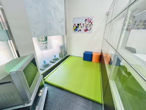 株式会社福屋不動産販売　　伊丹店の店舗内観の写真