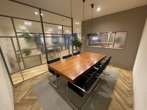 株式会社ウィル　茨木営業所の店内の様子の写真